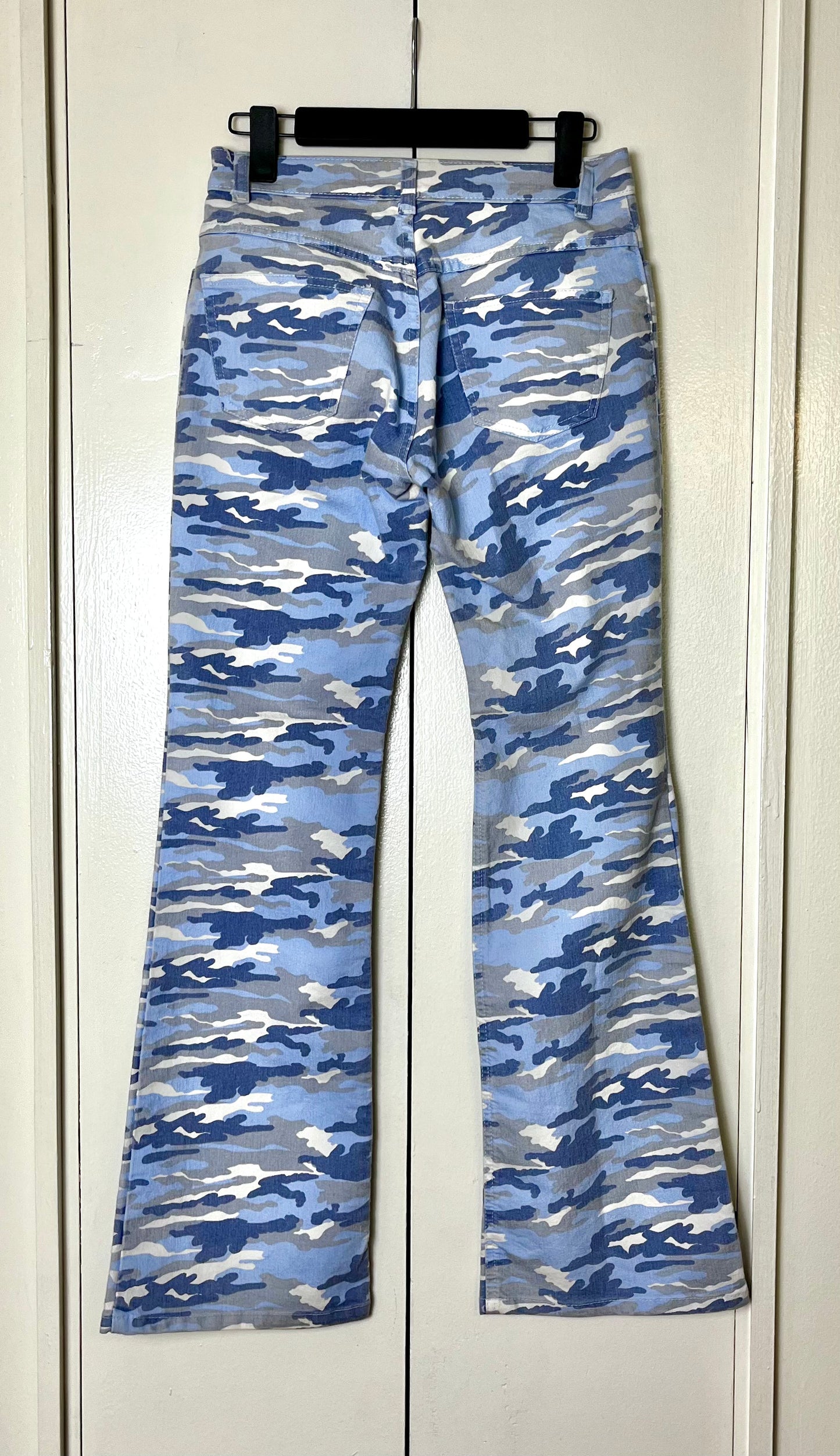 Vintage Y2K "Wally Girl" Blue & White Camouflage-Print Jeans