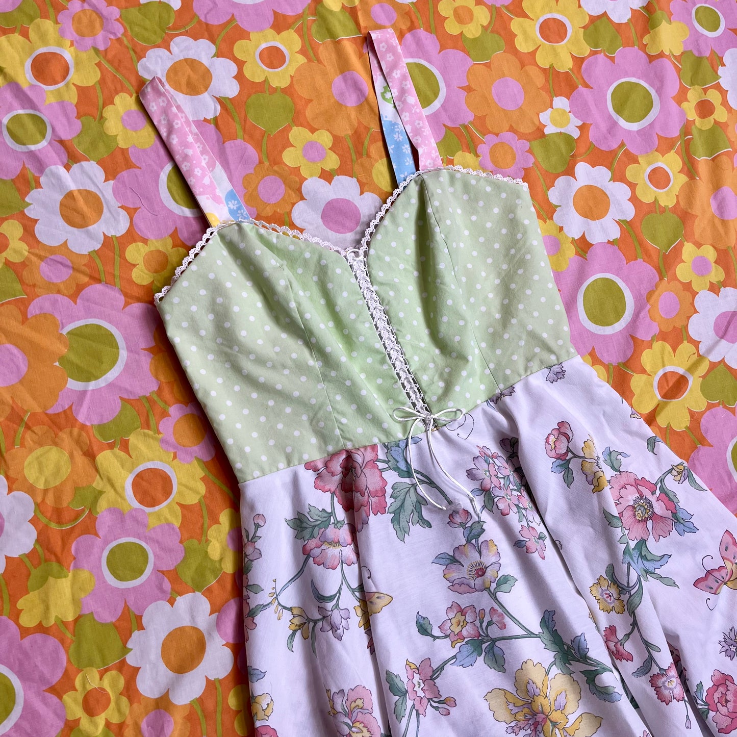 Picnic Sundress w/ Circle Skirt (Size L)