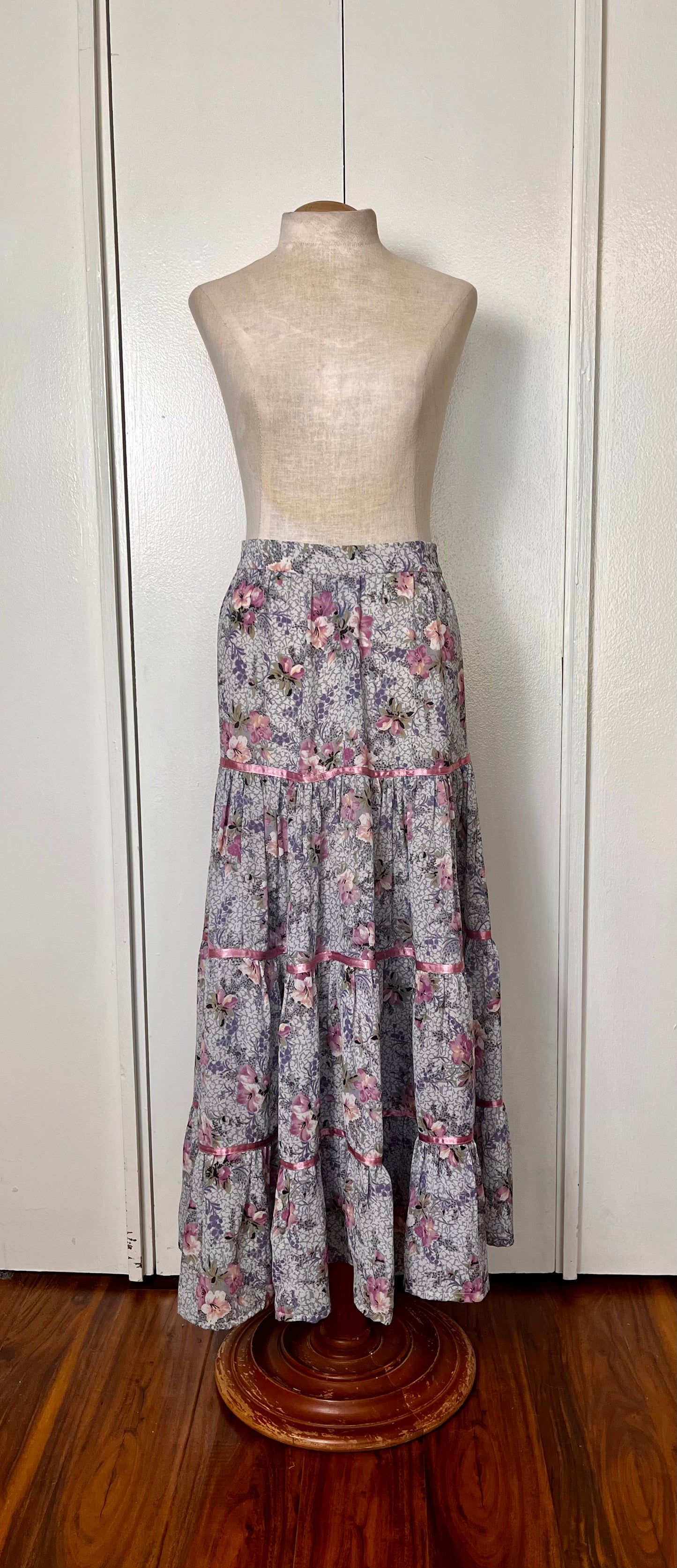 Vintage 1970's Home-Sewn Purple Floral & Lilac Ribbon Prairie-Style Skirt