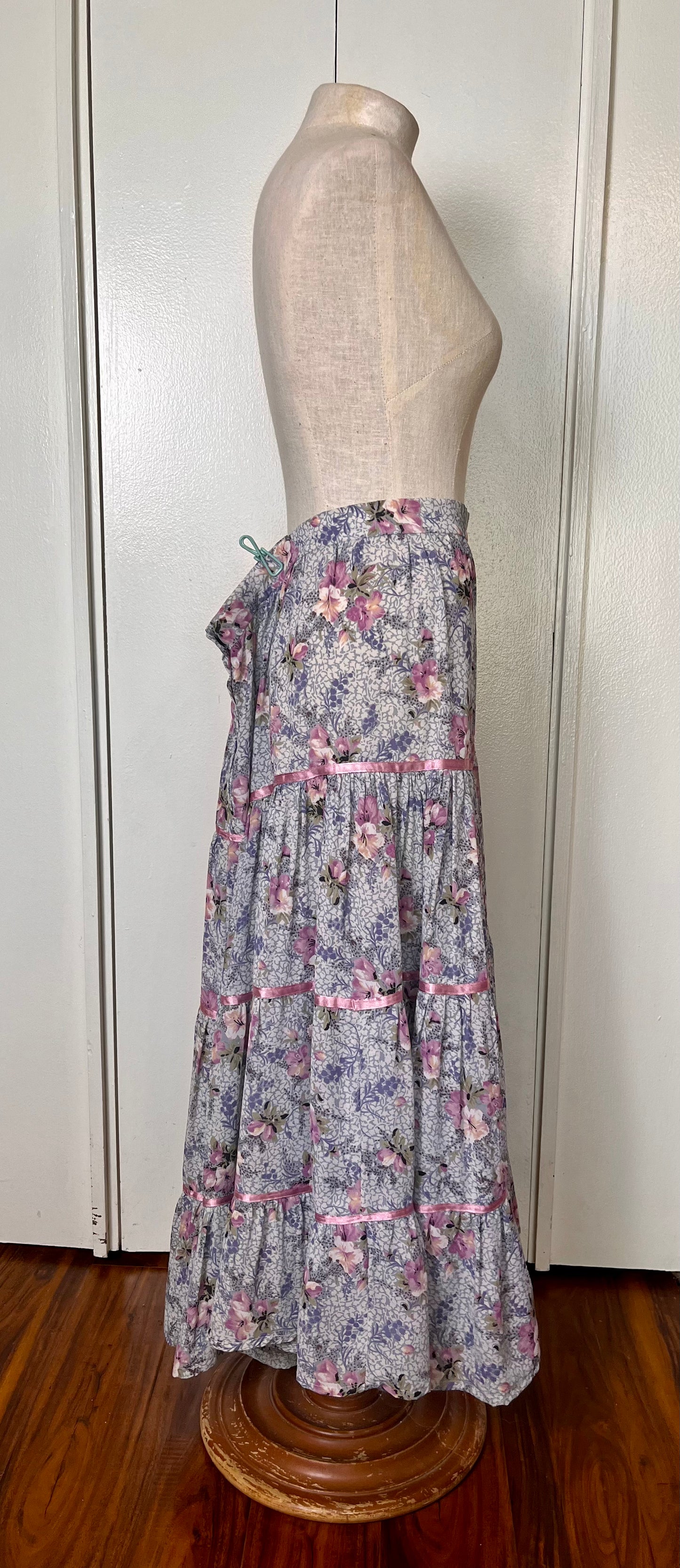 Vintage 1970's Home-Sewn Purple Floral & Lilac Ribbon Prairie-Style Skirt