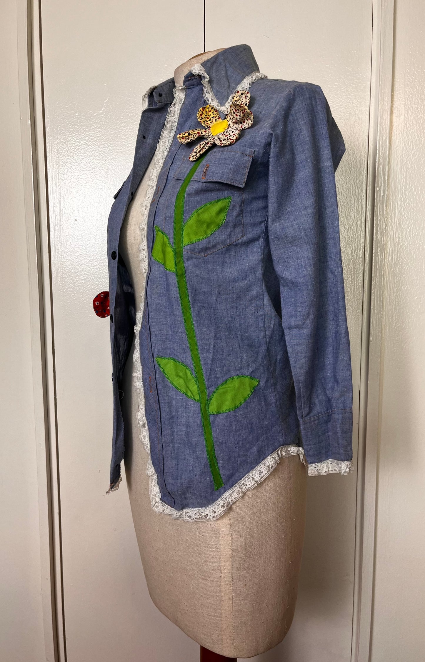 Vintage 1970's "JCPenney" Denim ChambrayLong Sleeve Blouse with Patchwork Flower Appliqués