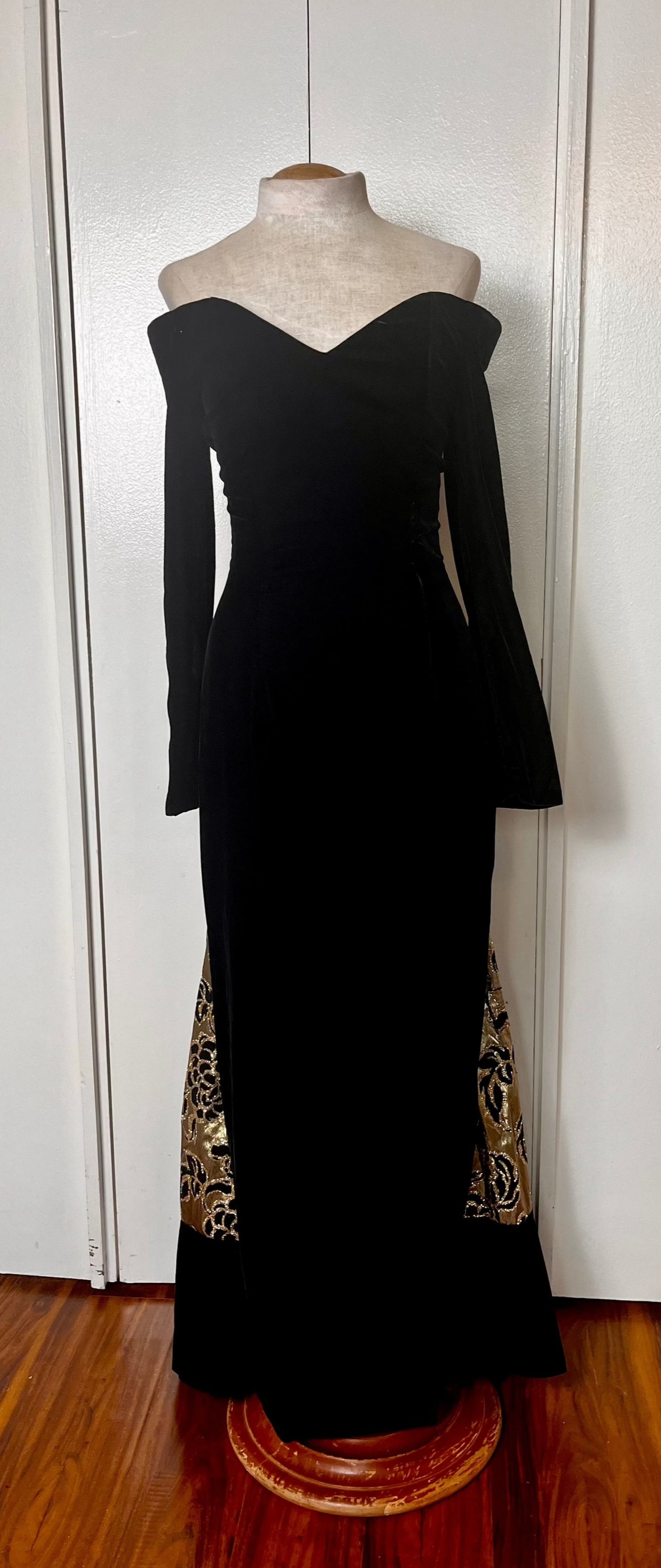 Vintage 1990's "Jessica McClintock" Black Velvet with Gold & Black Train Long Sleeve Off the Shoulder Maxi Dress