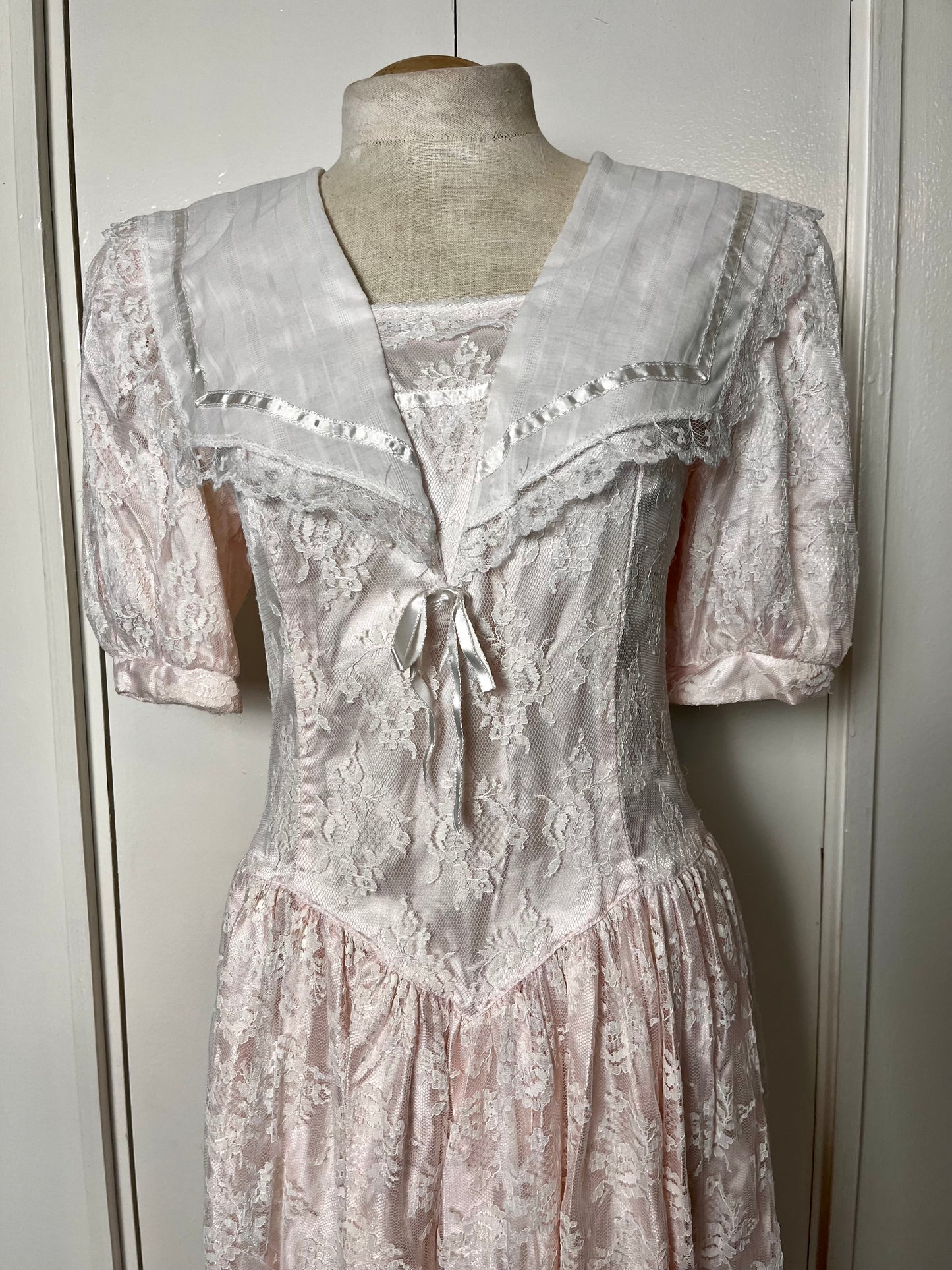 Vintage 1980's "Gunne Sax by Jessica McClintock" Light Pink Sailor Collar Dress