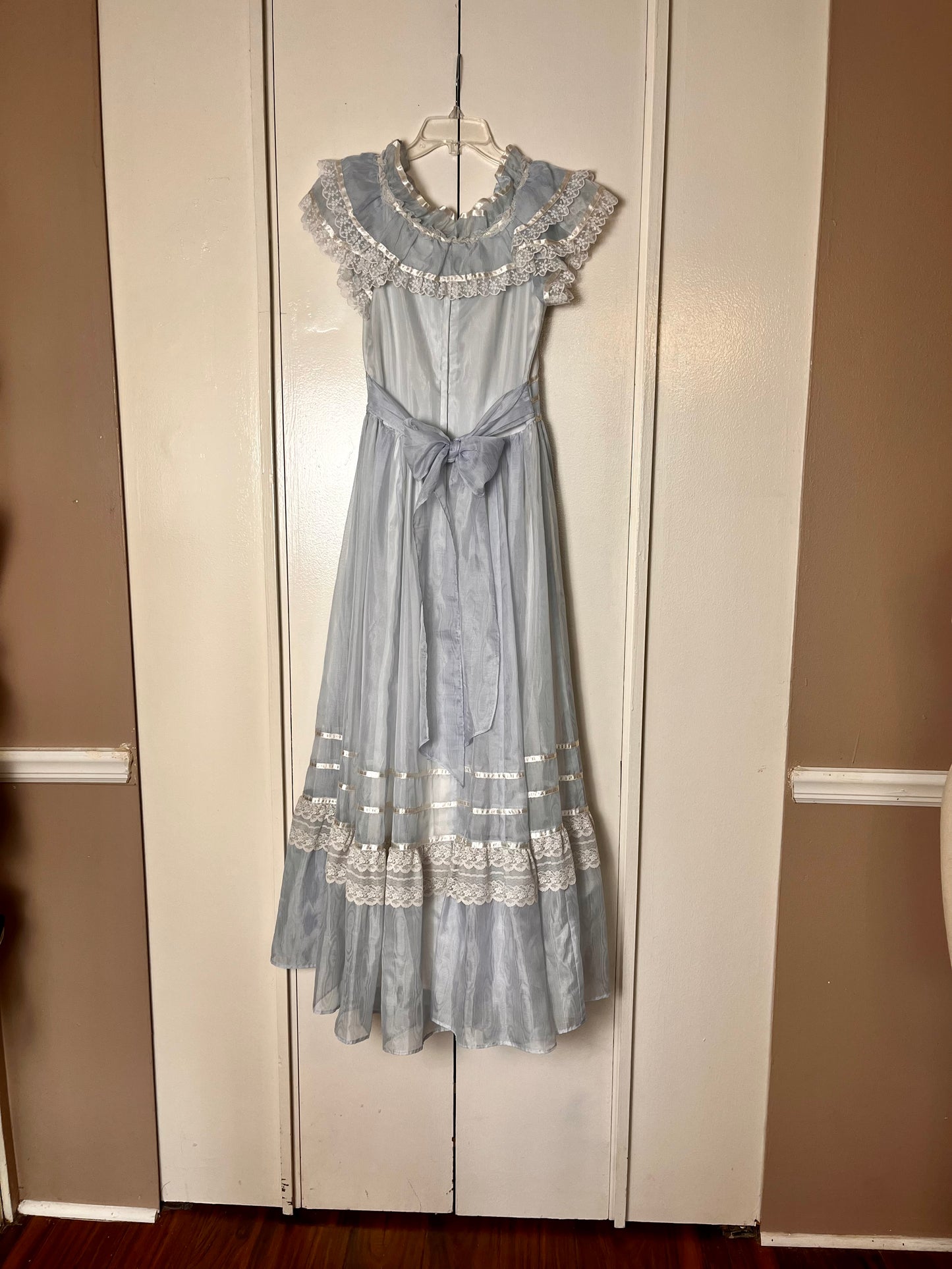 Vintage 1980's "Gunne Sax by Jessica McClintock" Light Blue Ruffle Gown