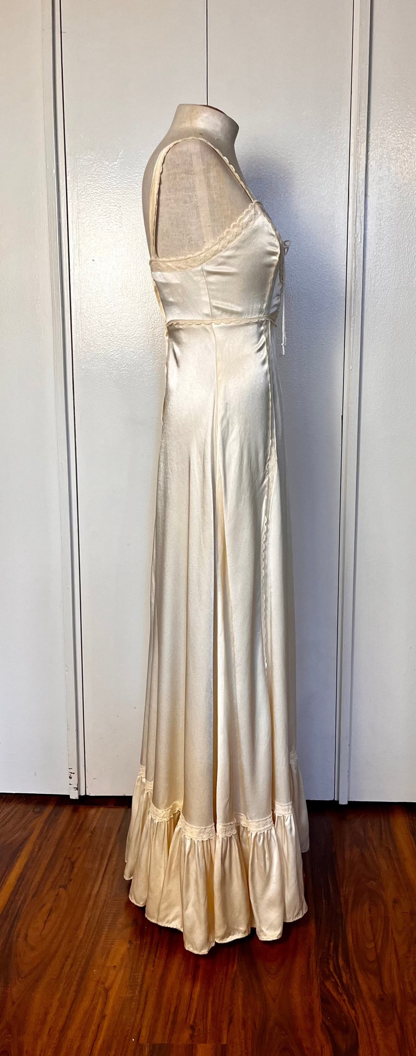 Vintage 1970's "Gunne Sax by Jessica McClintock" Ivory Satin-Crepe Maxi Sundress