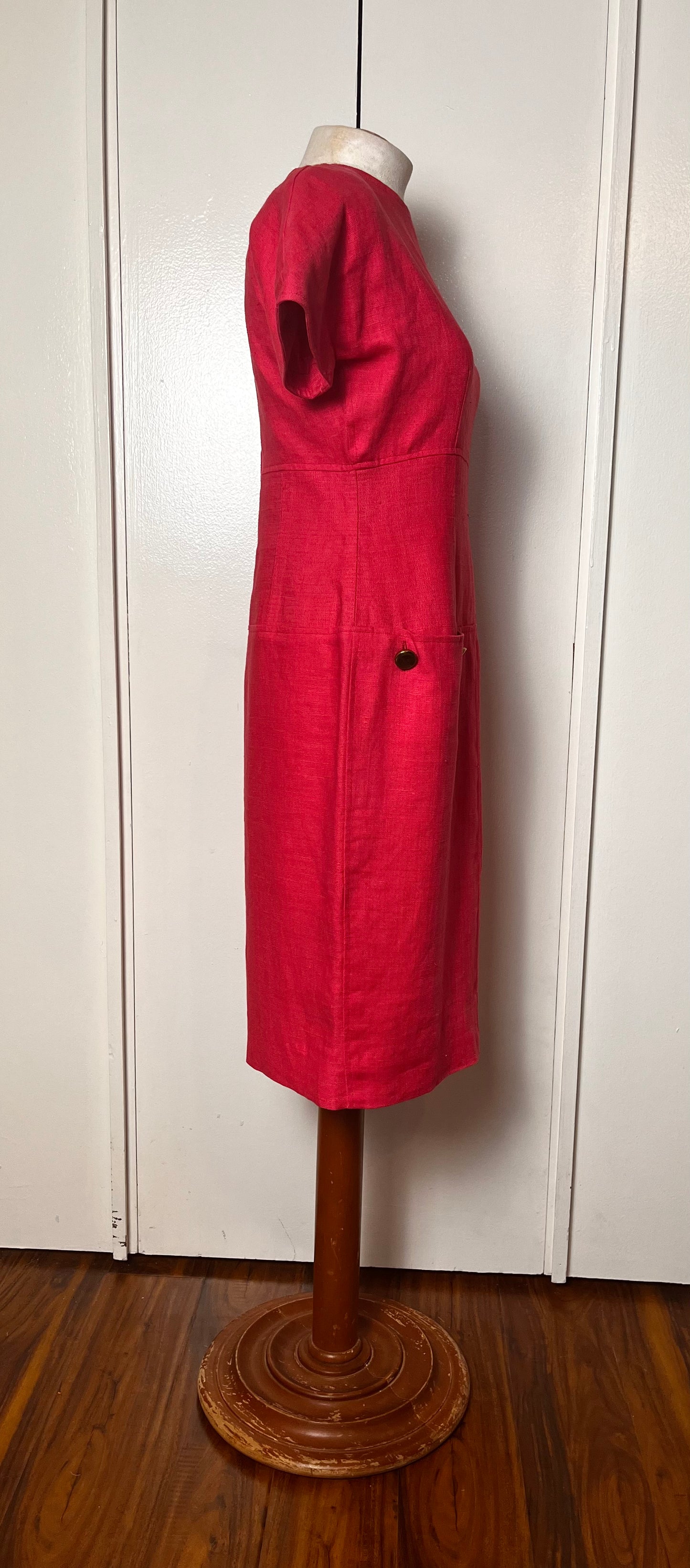 Vintage 1990's "Oscar de la Renta" Pink Linen & Gold Button Sheath Dress