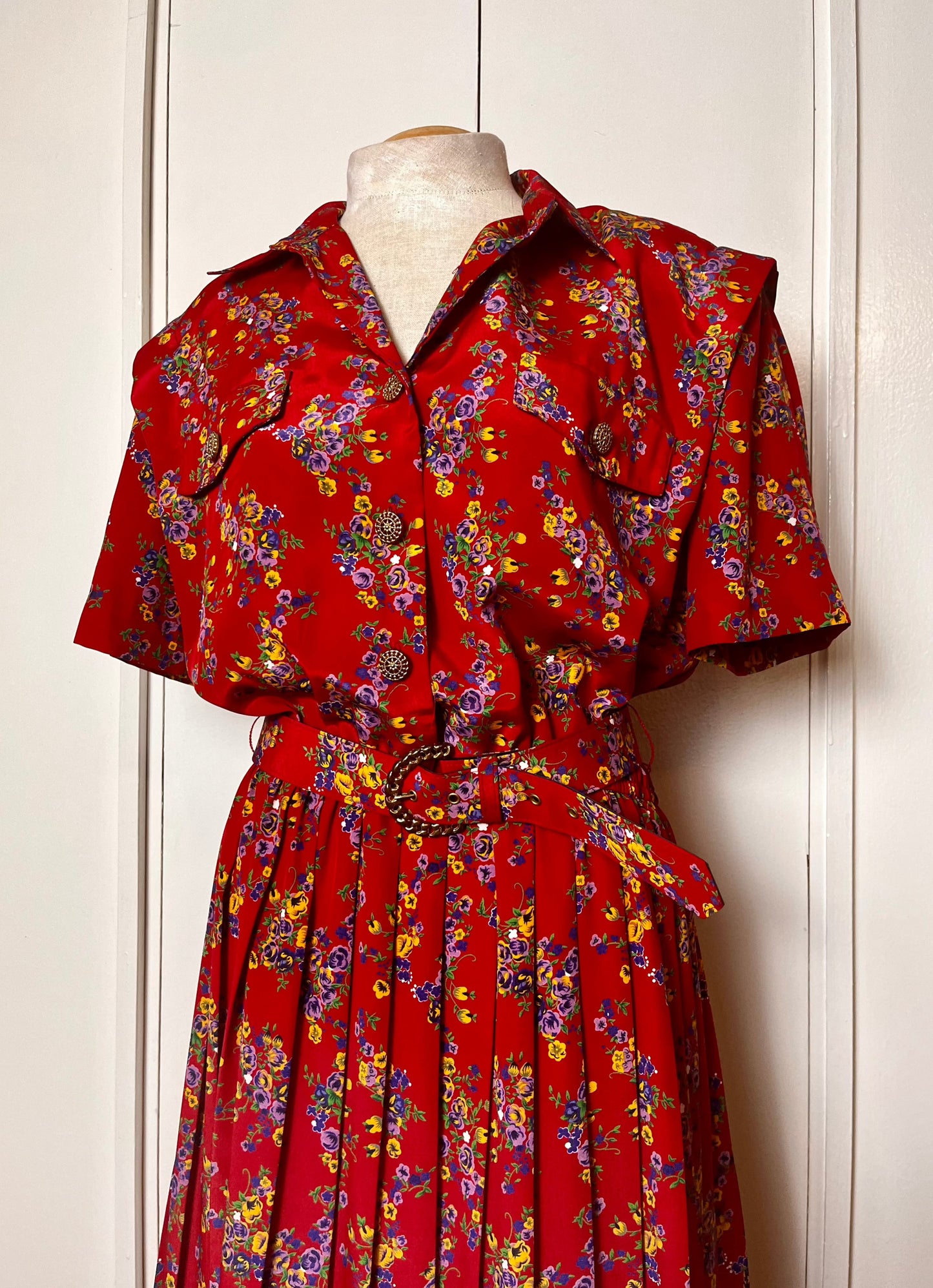 Vintage 1980's does 40's "Leslie Fay" Red Floral Button-up Dress