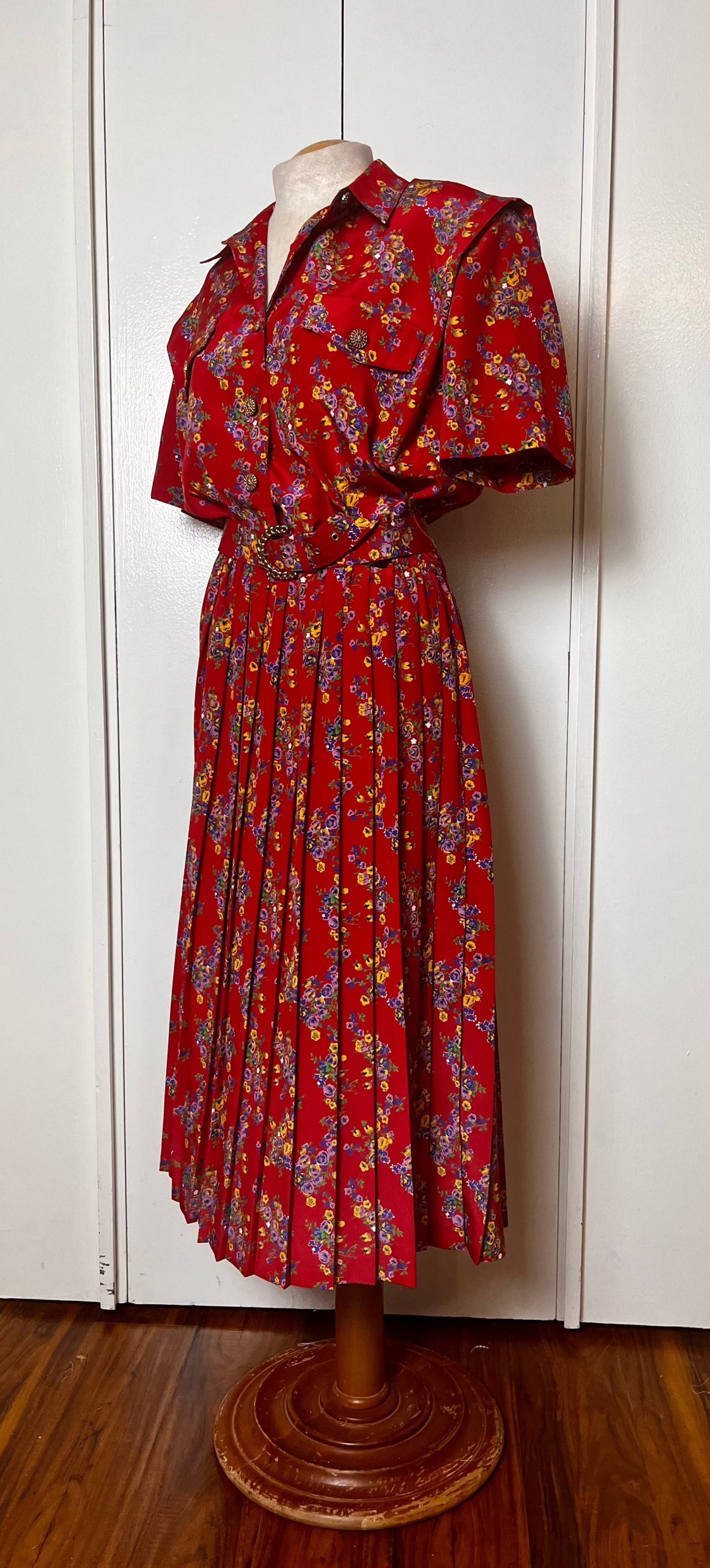 Vintage 1980's does 40's "Leslie Fay" Red Floral Button-up Dress