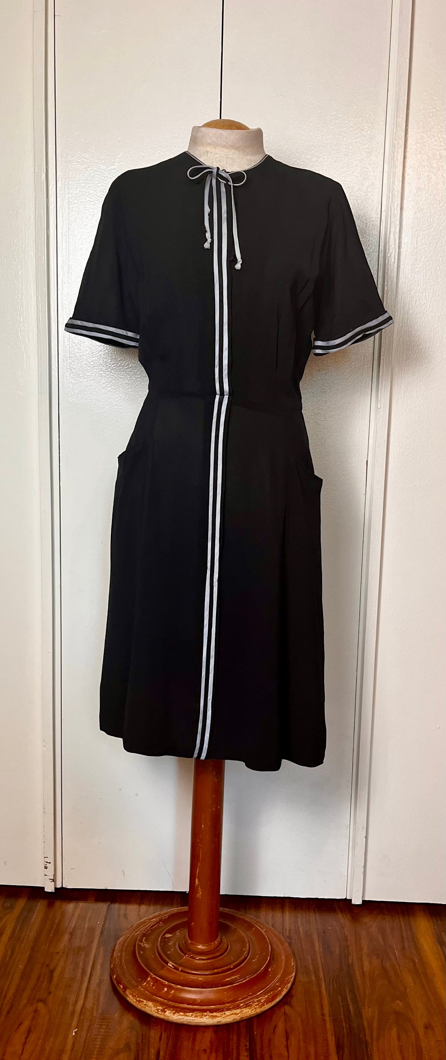 Vintage 1950's "Jane Arden" Black and Blue Rayon Midi Dress