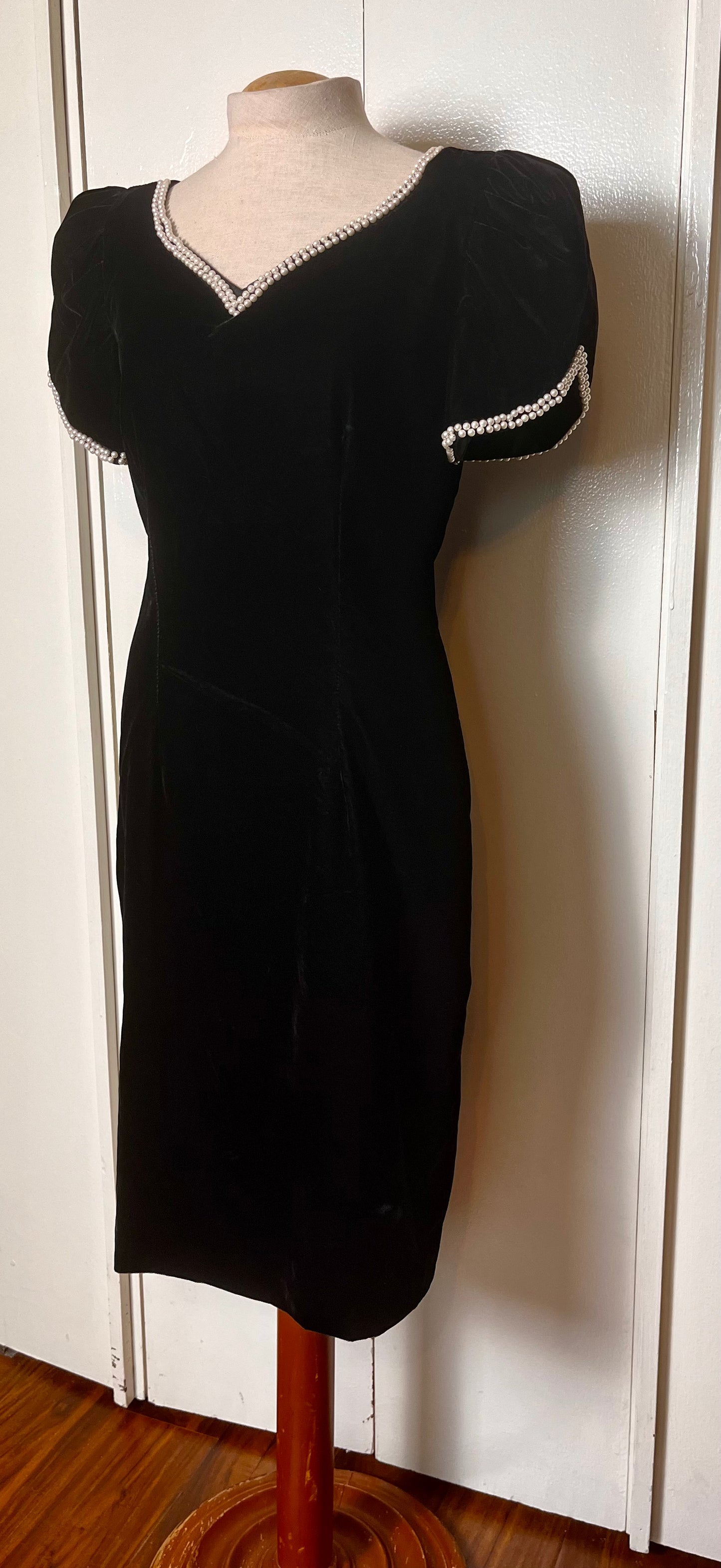 Vintage 1980's "Lisa Michaels" Black Velvet & Pearl Puff Sleeve Dress