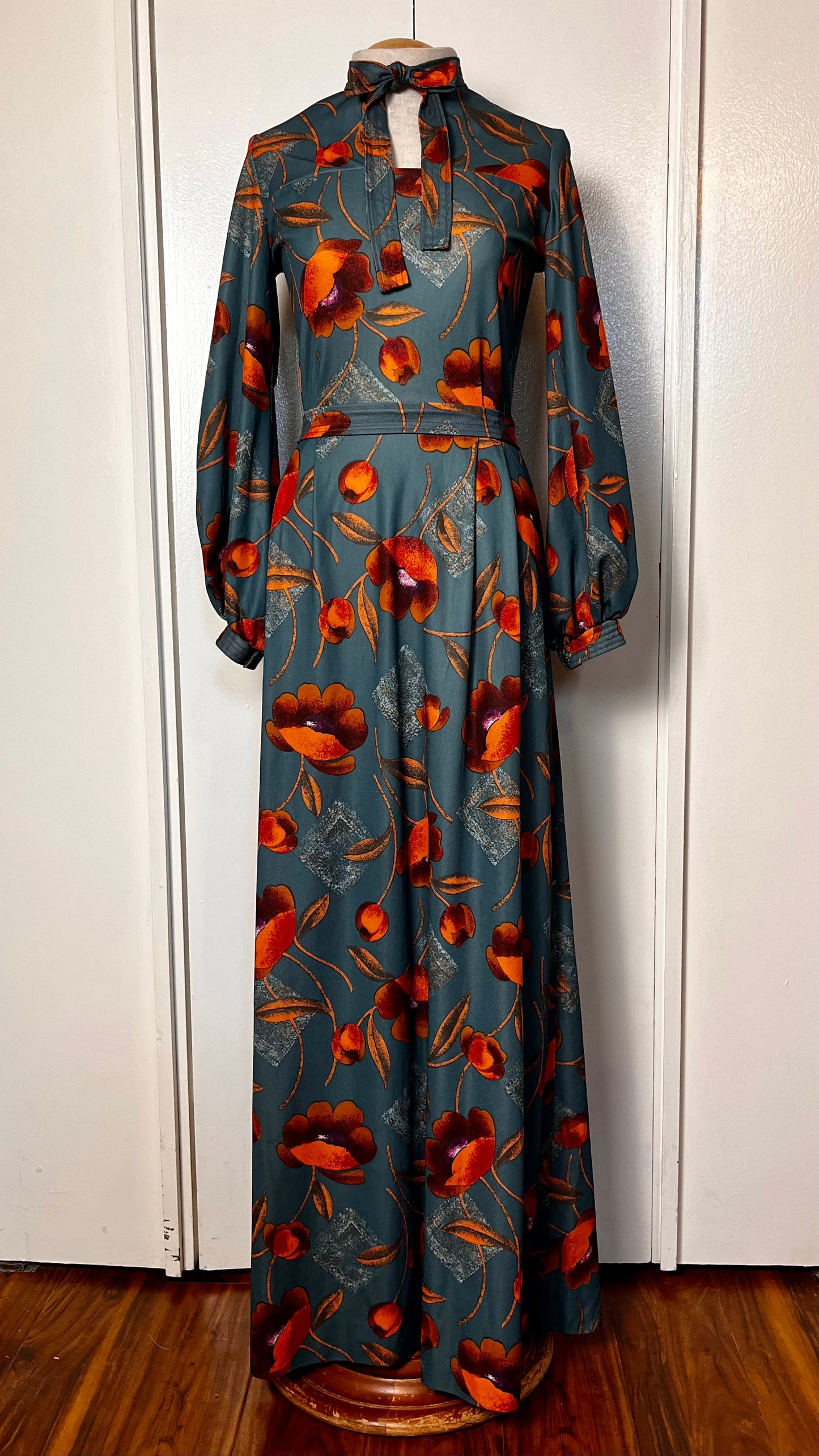 Vintage 1970's Wild Poppy-Print Orange & Teal Tie-Neck Balloon Sleeve A-Line Maxi Dress