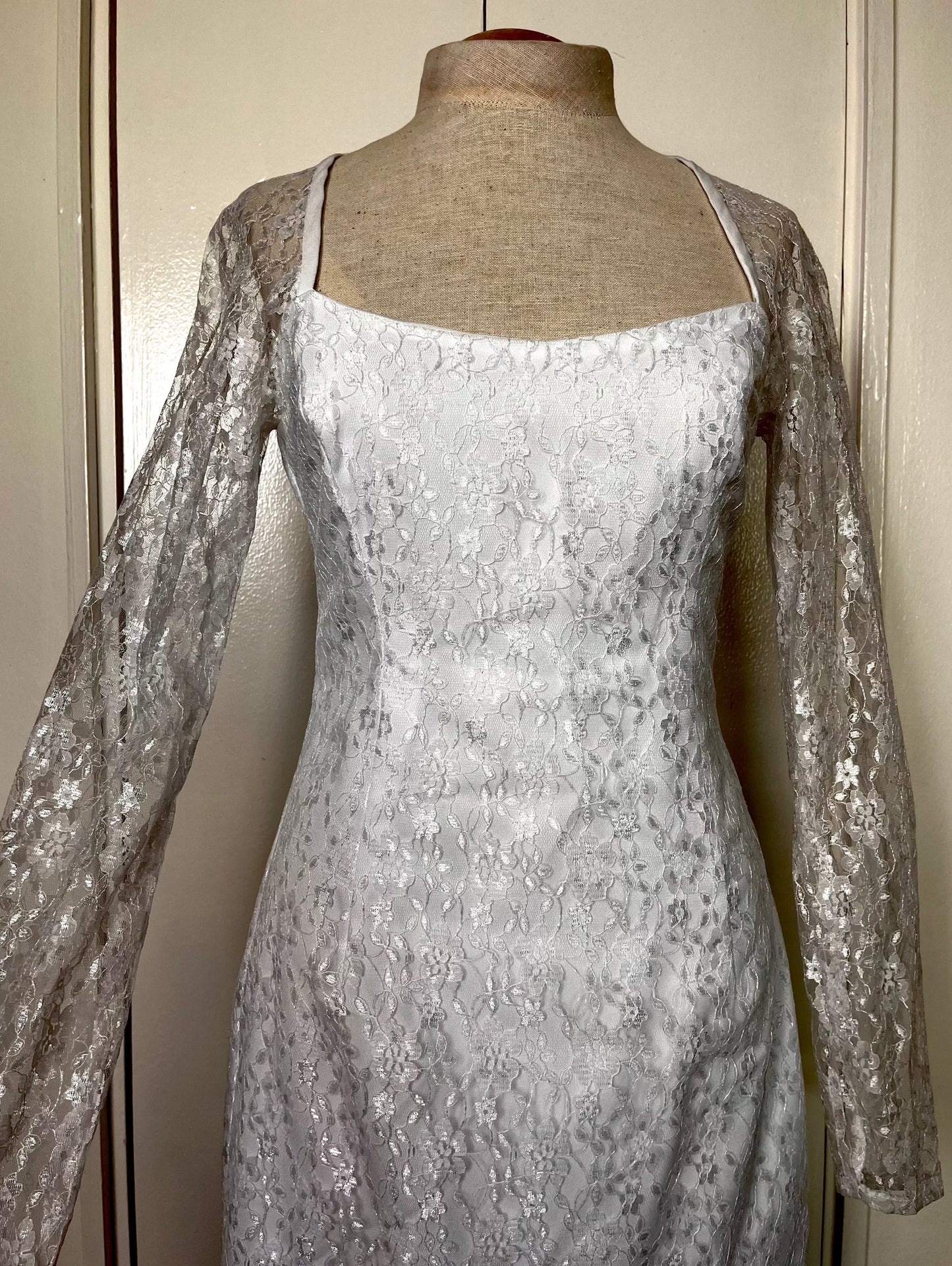 Vintage 1990's White Lace Long Sleeve Fitted Mini Dress