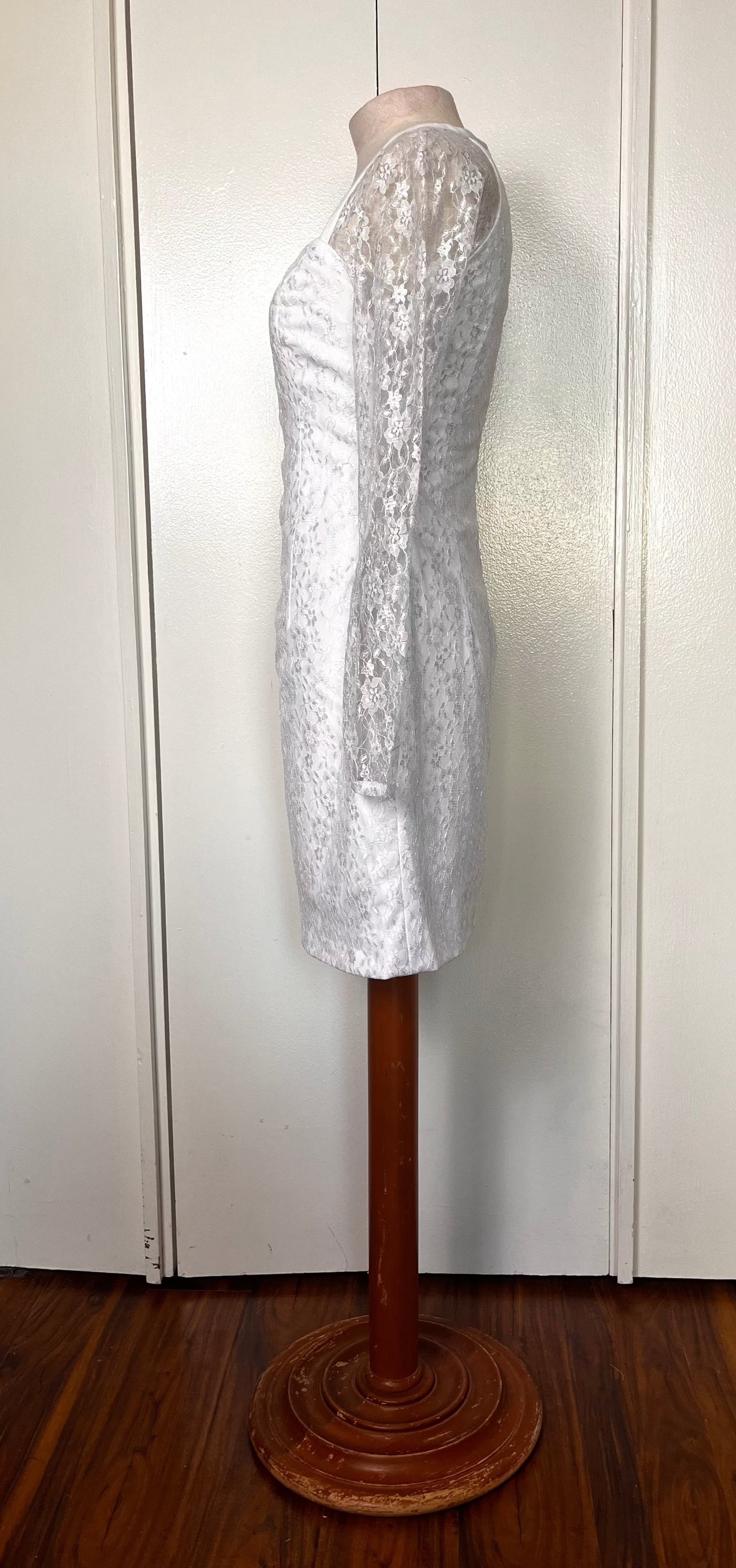 Vintage 1990's White Lace Long Sleeve Fitted Mini Dress