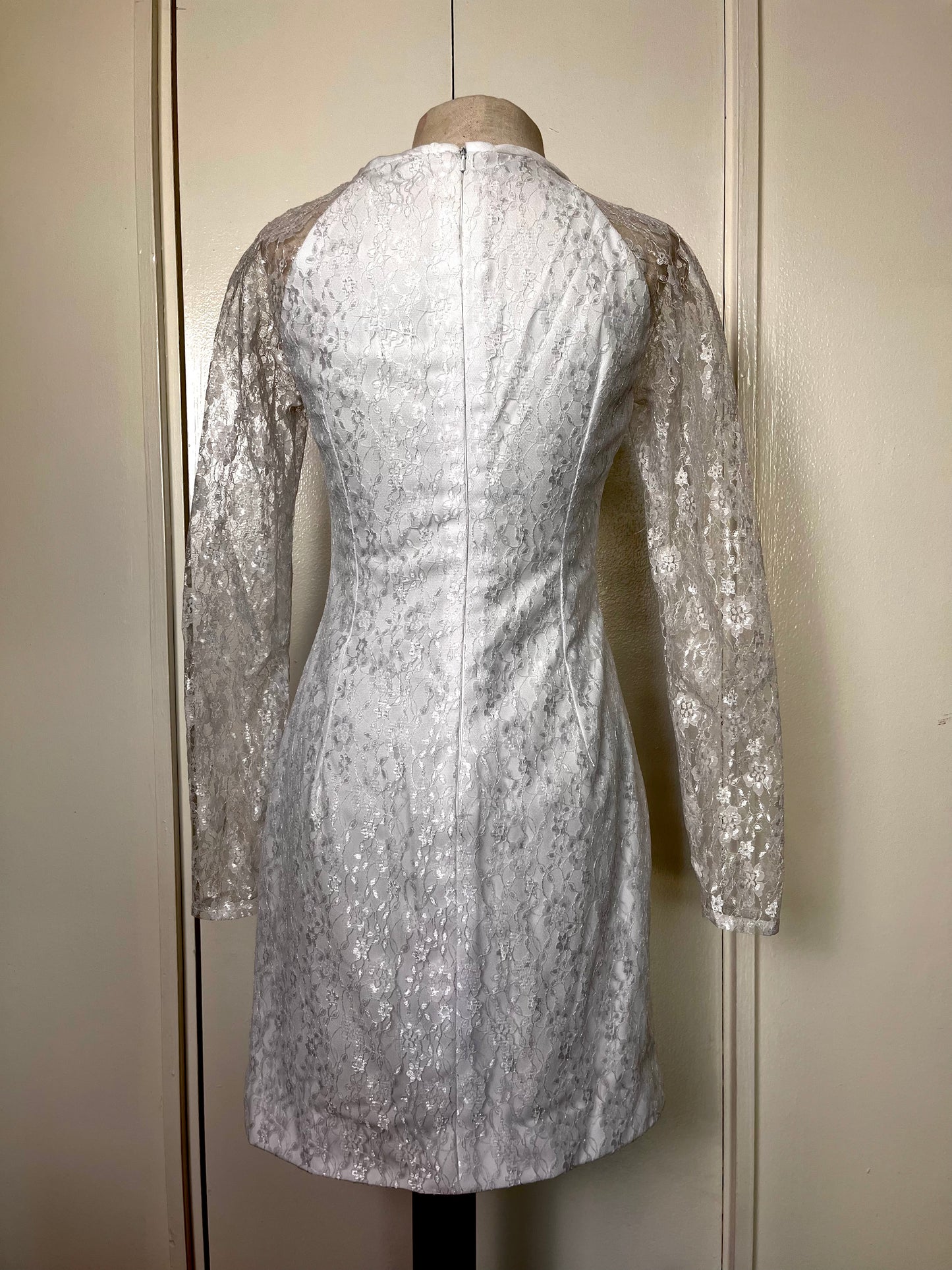 Vintage 1990's White Lace Long Sleeve Fitted Mini Dress