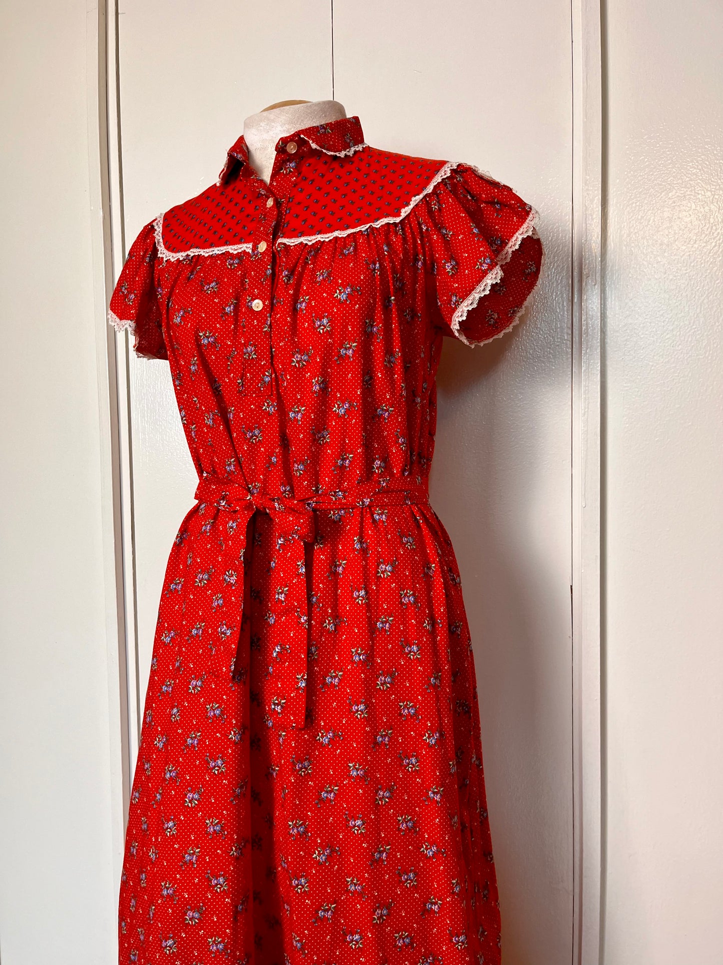 Vintage 1970's "Eber of San Francisco" Red Calico Flutter Sleeve Midi Dress with Belt