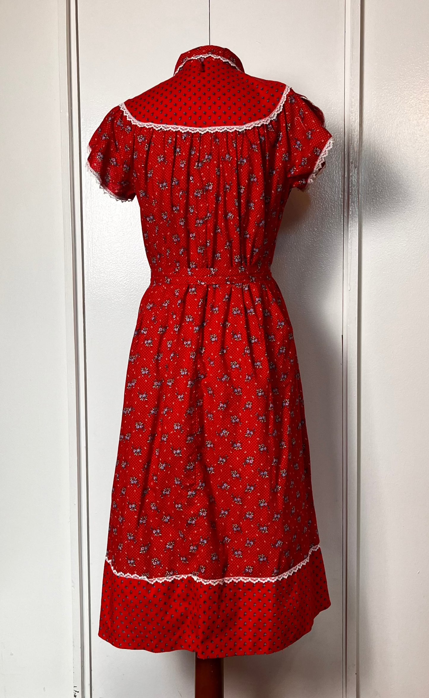 Vintage 1970's "Eber of San Francisco" Red Calico Flutter Sleeve Midi Dress with Belt