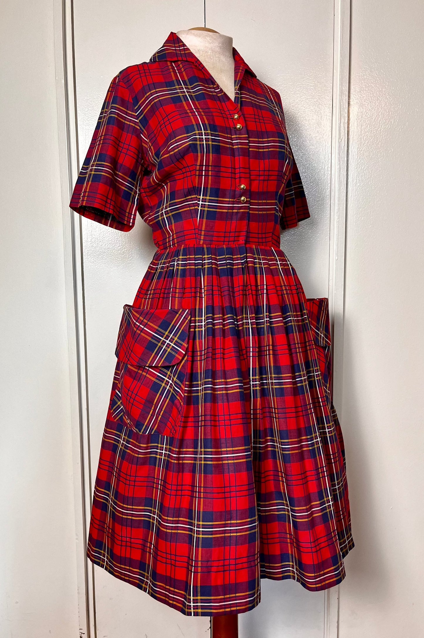 Vintage 1950's Shirtwaist Dress in Red Cotton Plaid with Gold Buttons and Saddlebag Pockets