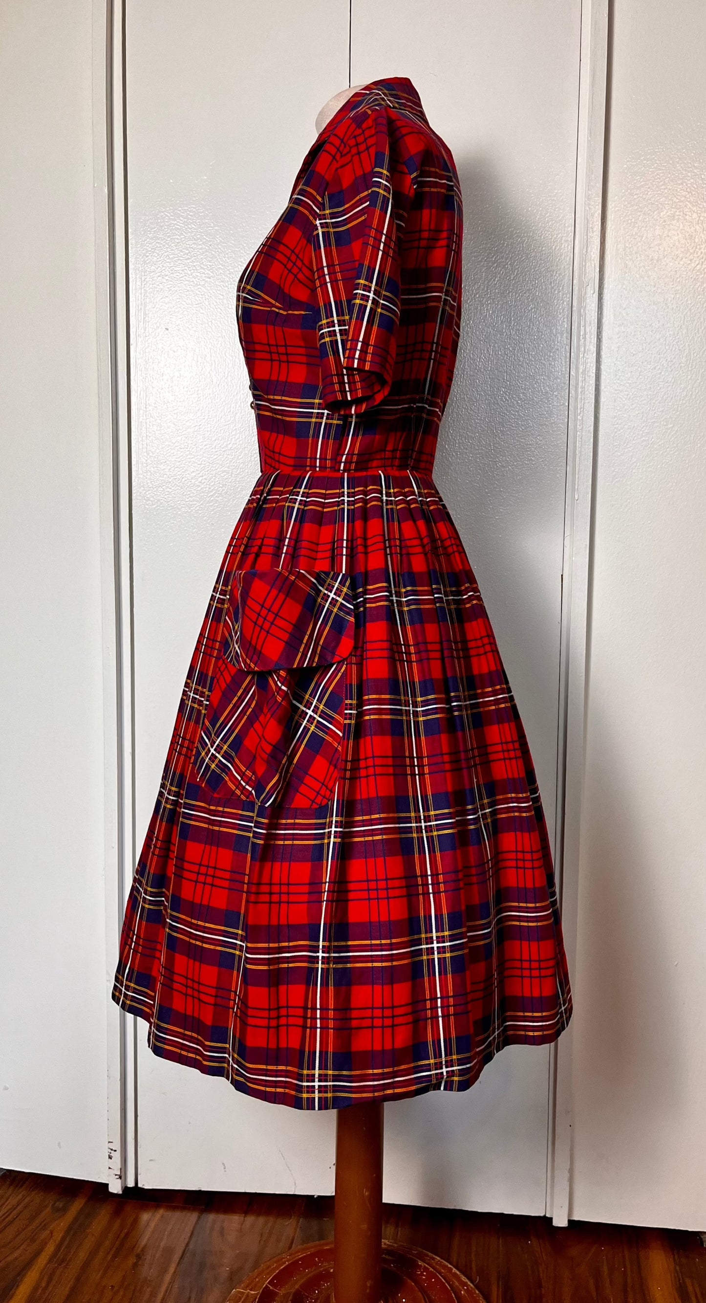 Vintage 1950's Shirtwaist Dress in Red Cotton Plaid with Gold Buttons and Saddlebag Pockets