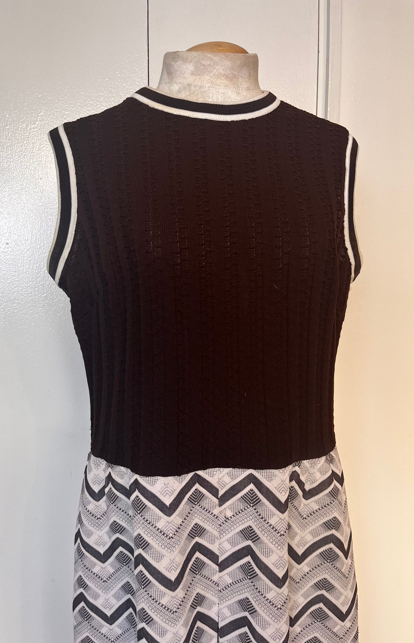 Vintage 1970's Brown Chevron Knit Midi Dress