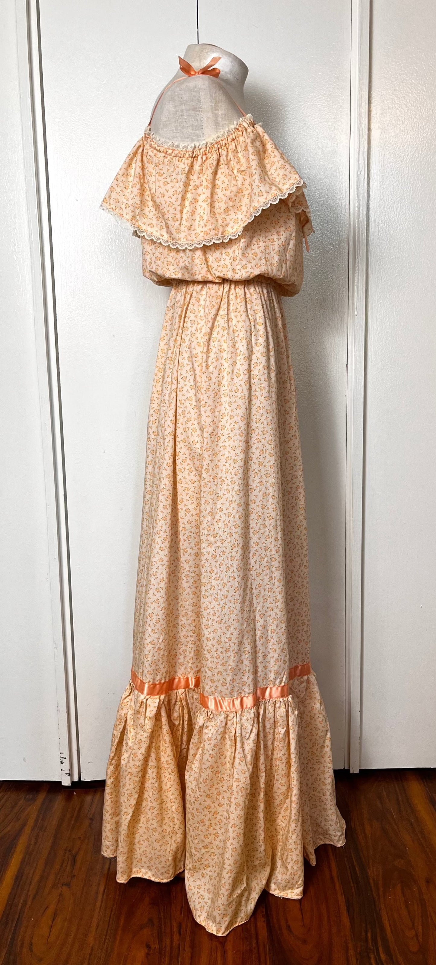 Vintage 1970's Sherbet-Orange Calico Floral Maxi Prairie Dress