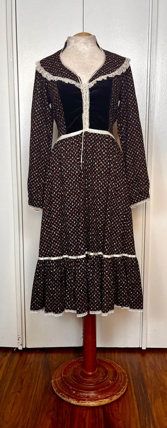 Vintage 1970's "Union-Made" Black Calico Gunne-Style Prairie Midi Dress