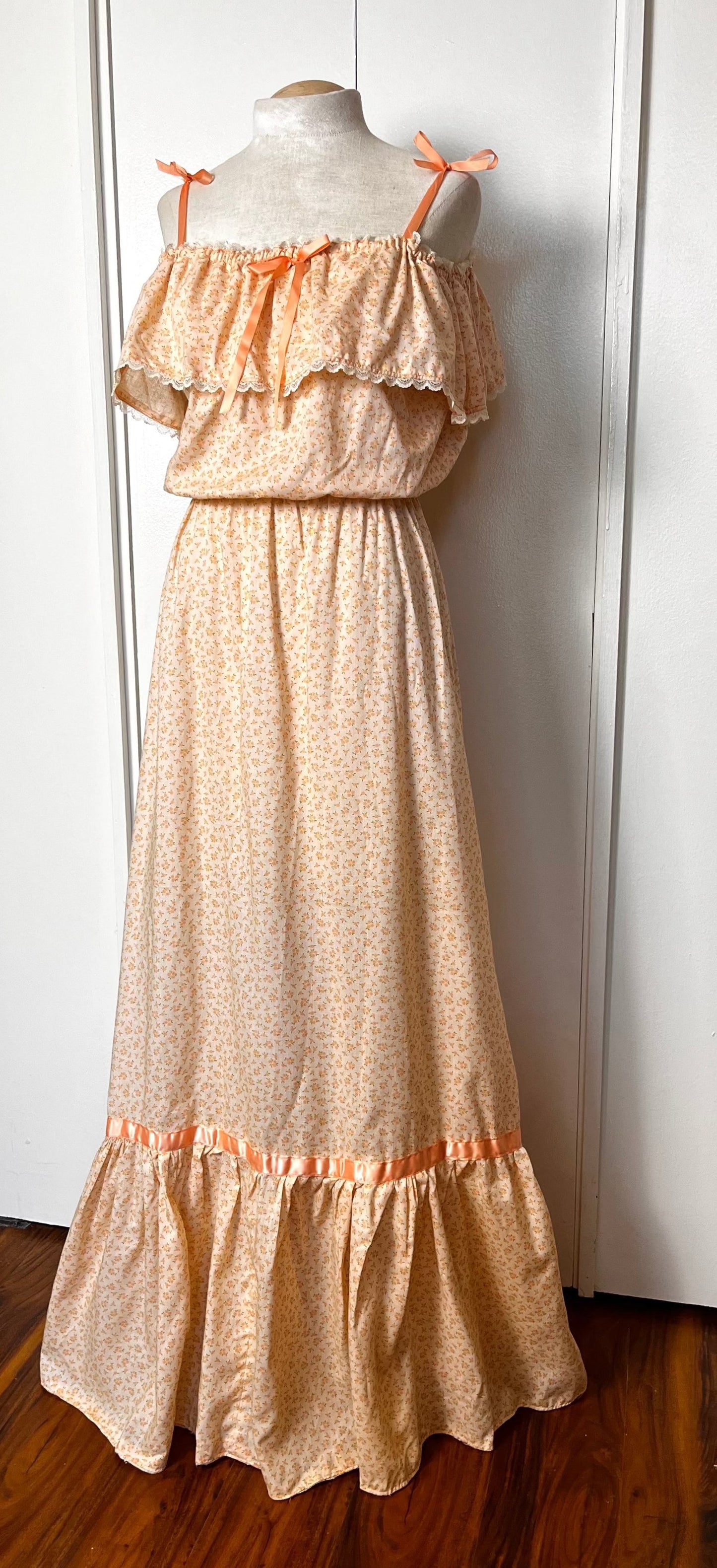 Vintage 1970's Sherbet-Orange Calico Floral Maxi Prairie Dress