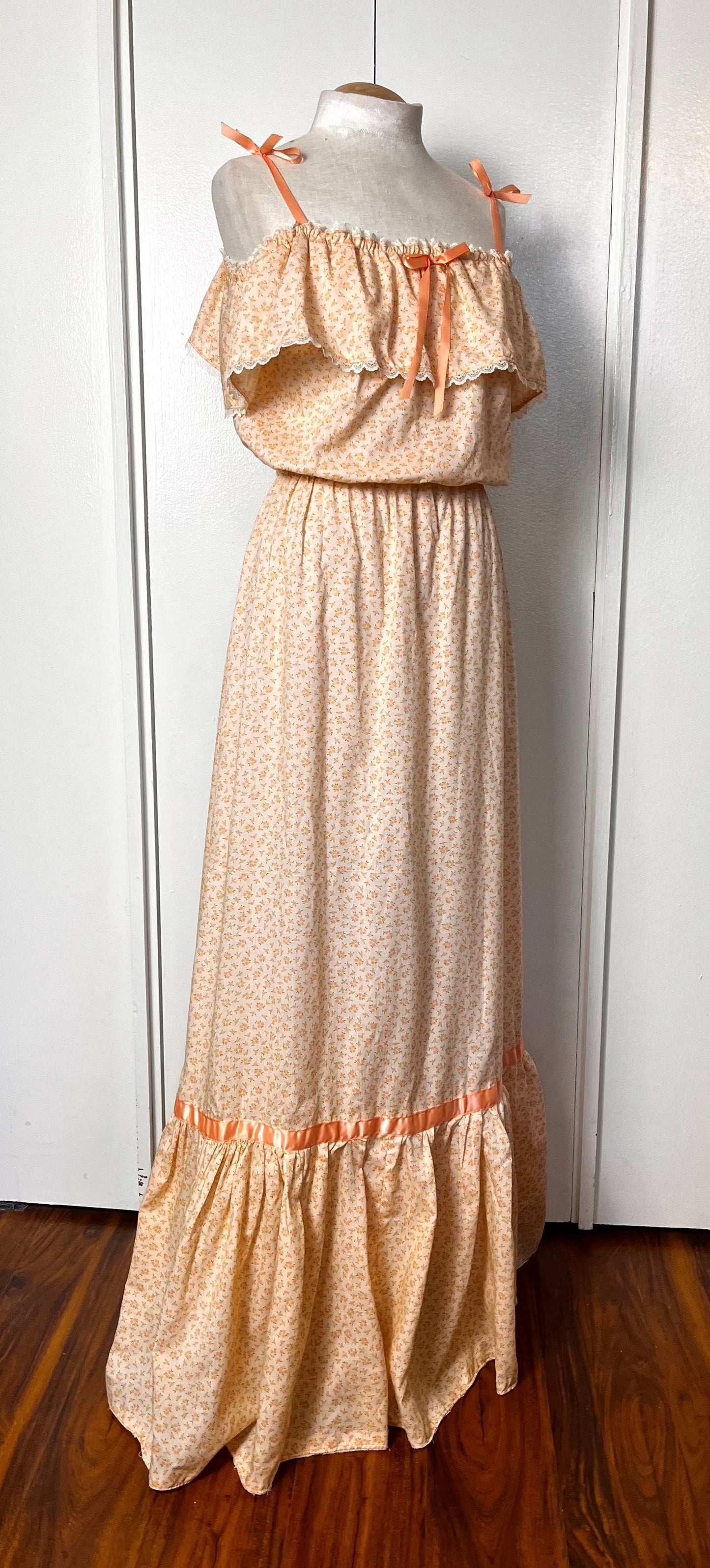 Vintage 1970's Sherbet-Orange Calico Floral Maxi Prairie Dress