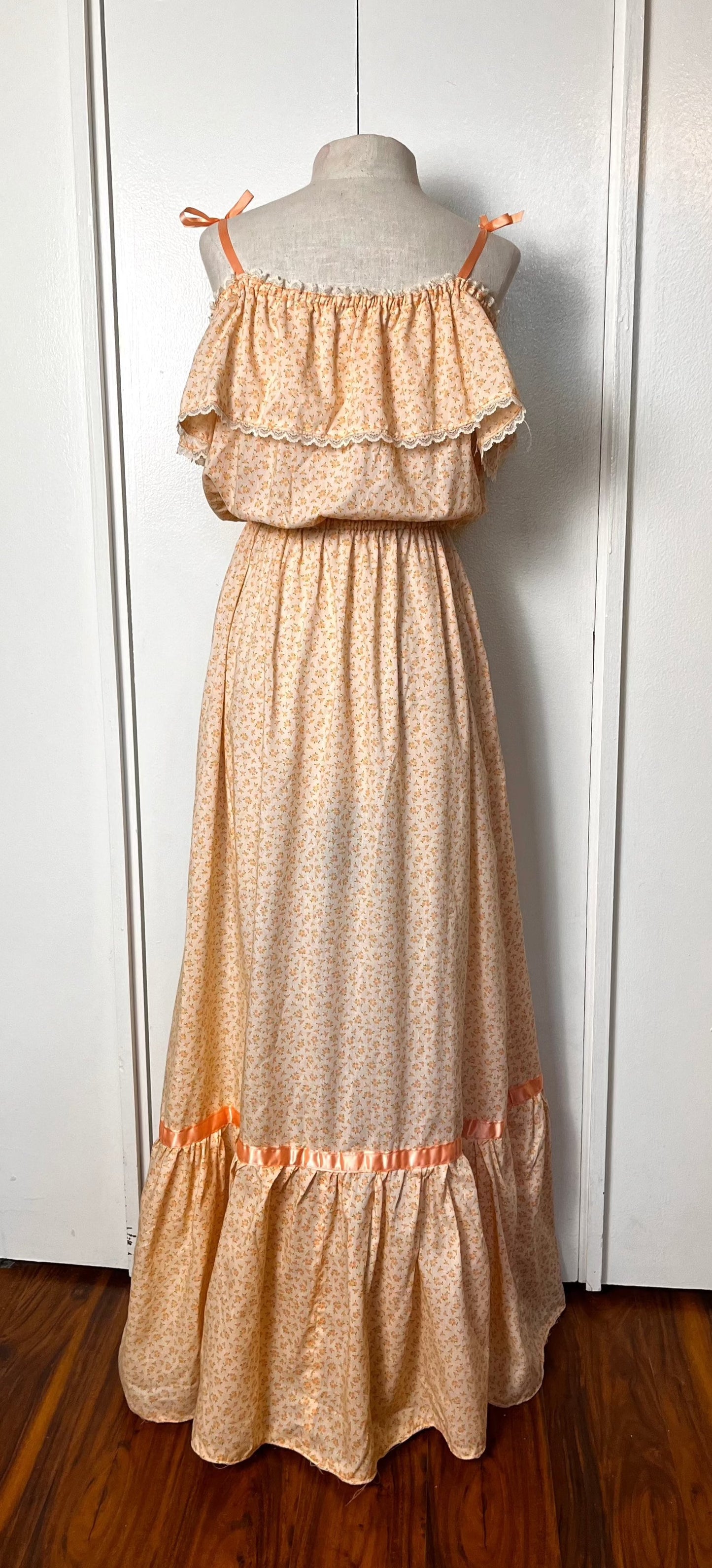 Vintage 1970's Sherbet-Orange Calico Floral Maxi Prairie Dress