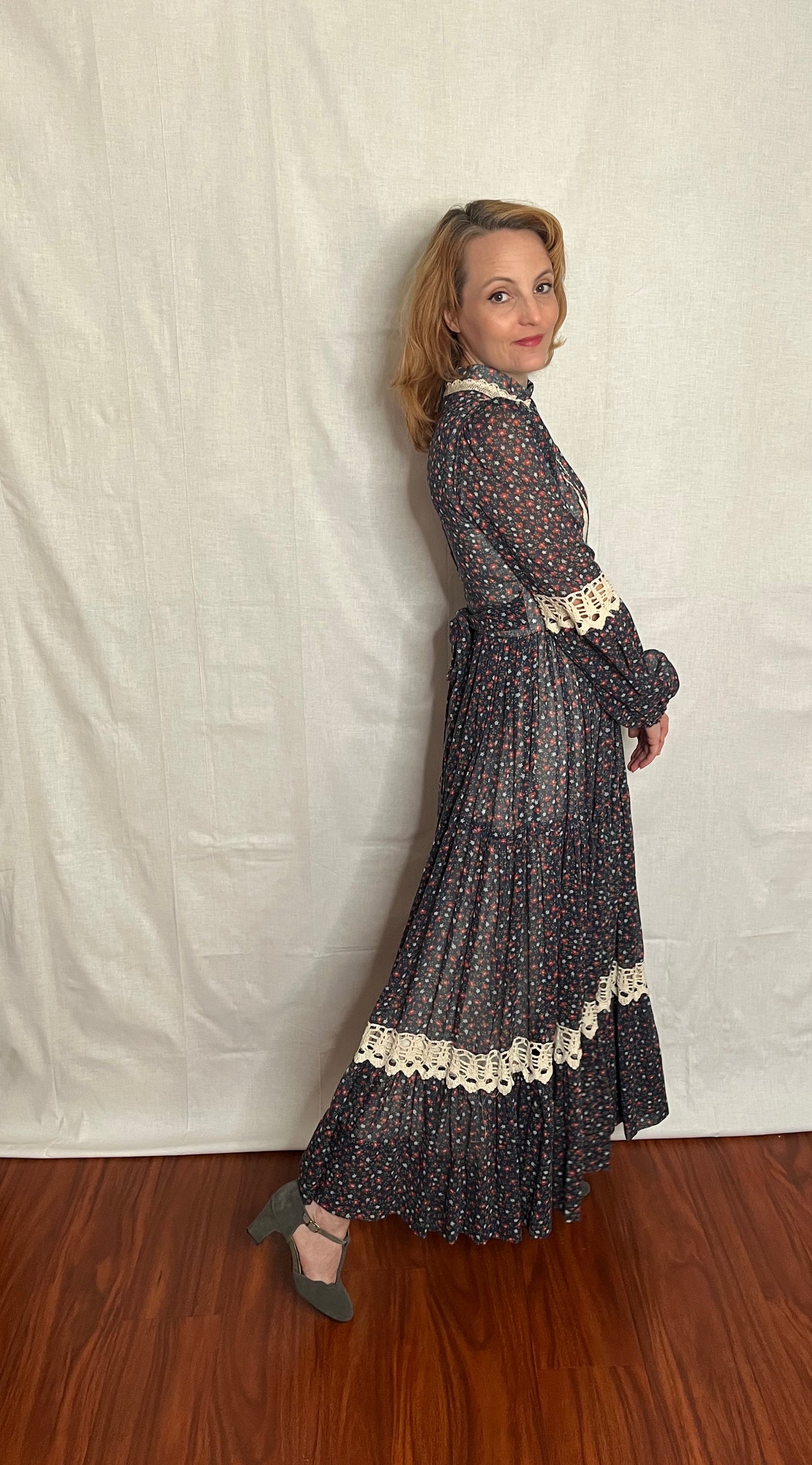 Vintage 1970’s "Gunne Sax by Jessica McClintock" Blue & Red Calico Long Sleeve Maxi Dress