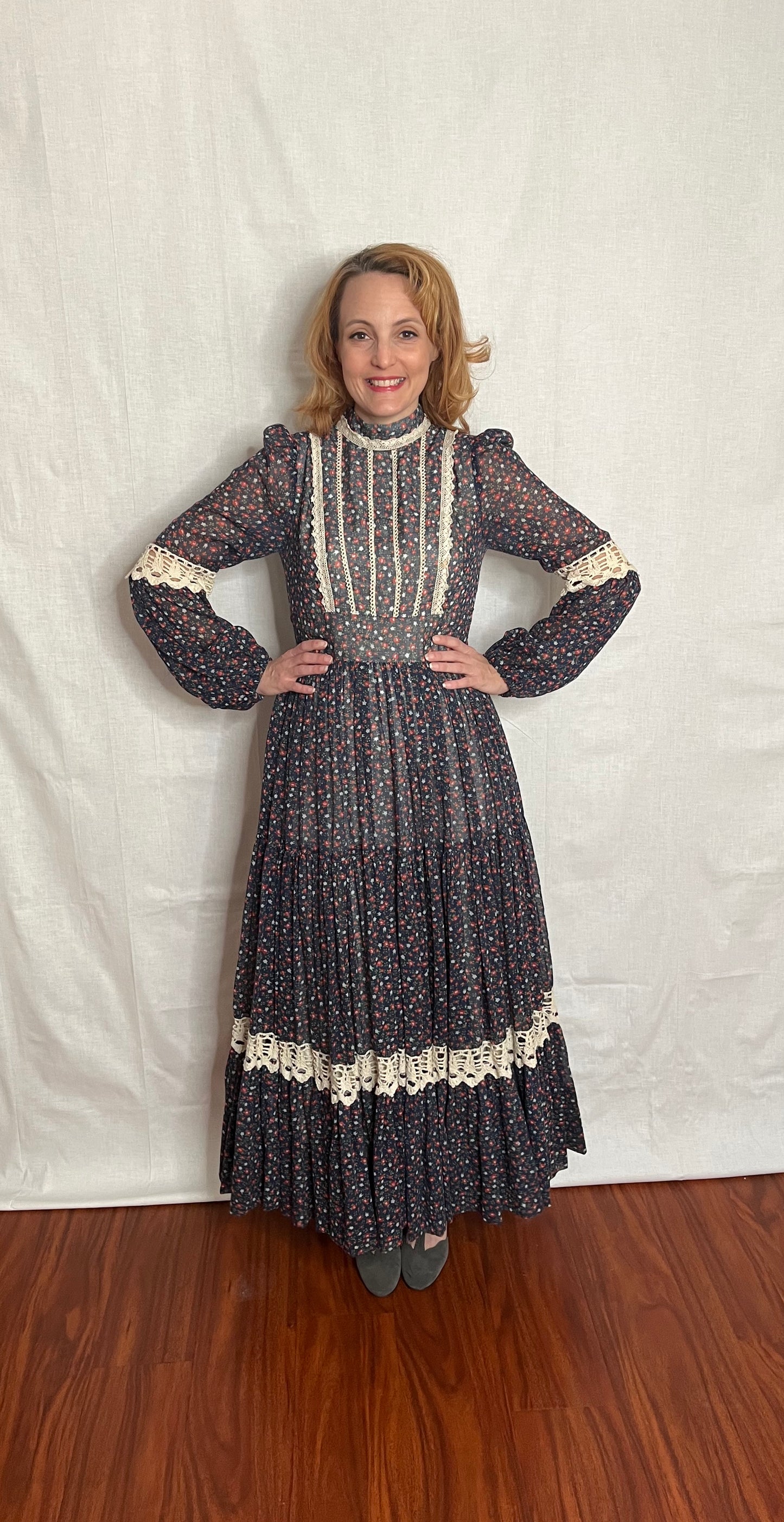 Vintage 1970’s "Gunne Sax by Jessica McClintock" Blue & Red Calico Long Sleeve Maxi Dress