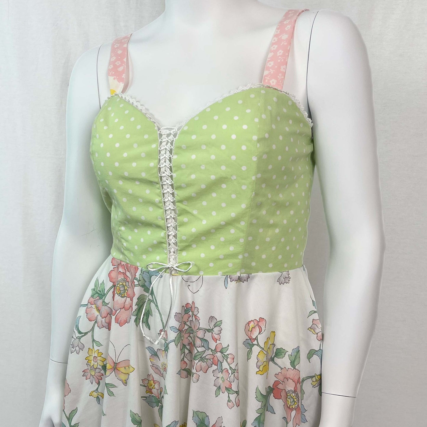 Picnic Sundress w/ Circle Skirt (Size L)