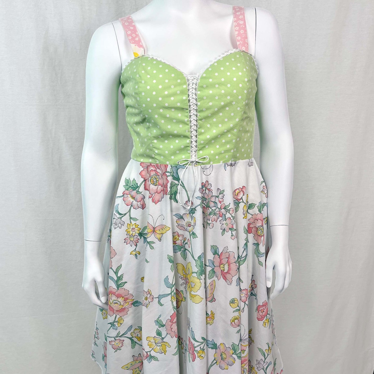 Picnic Sundress w/ Circle Skirt (Size L)