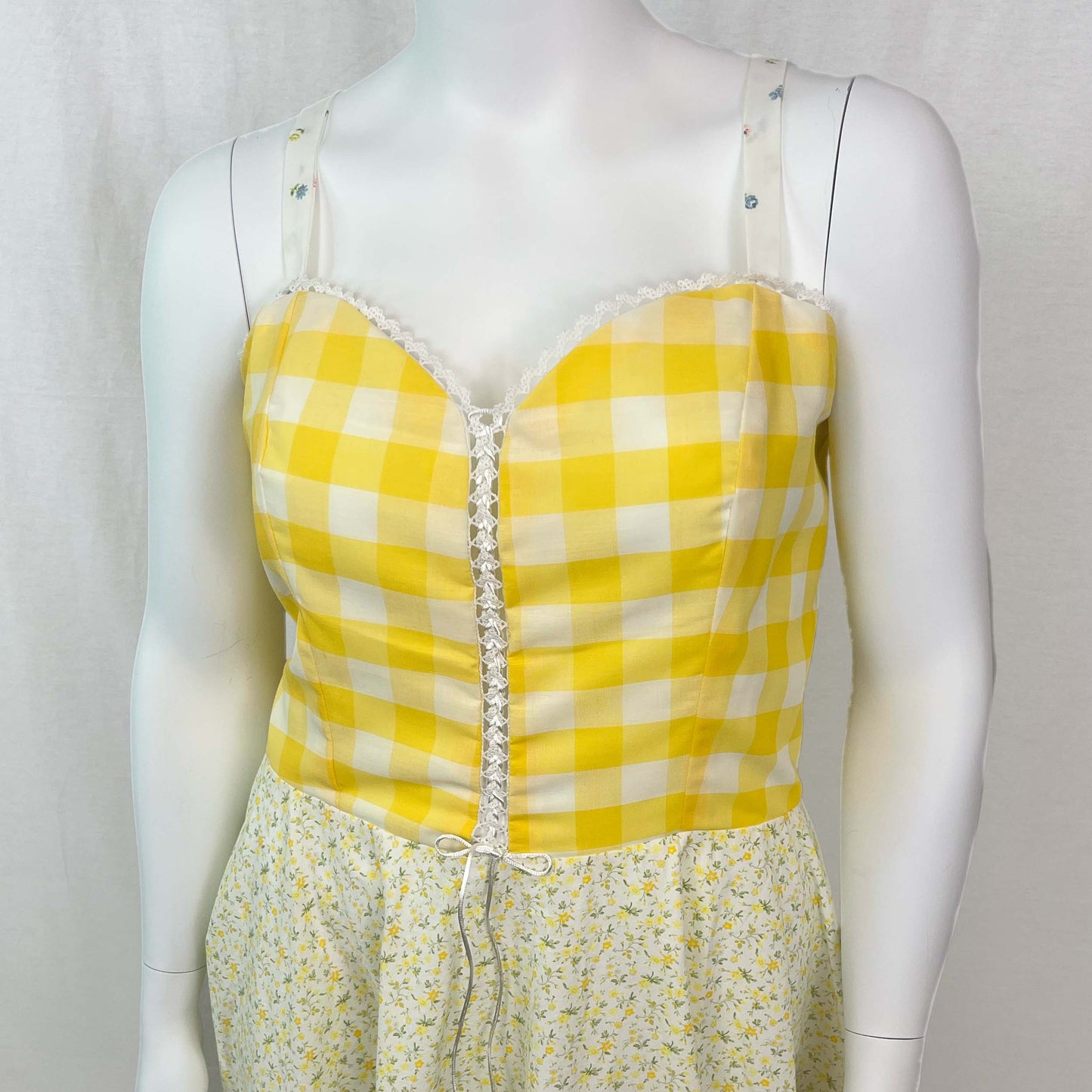 Picnic Sundress w/ Circle Skirt (Size XXL)