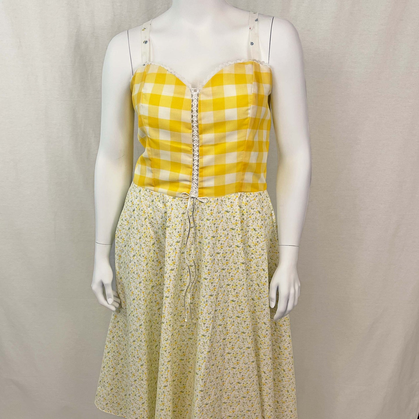 Picnic Sundress w/ Circle Skirt (Size XXL)