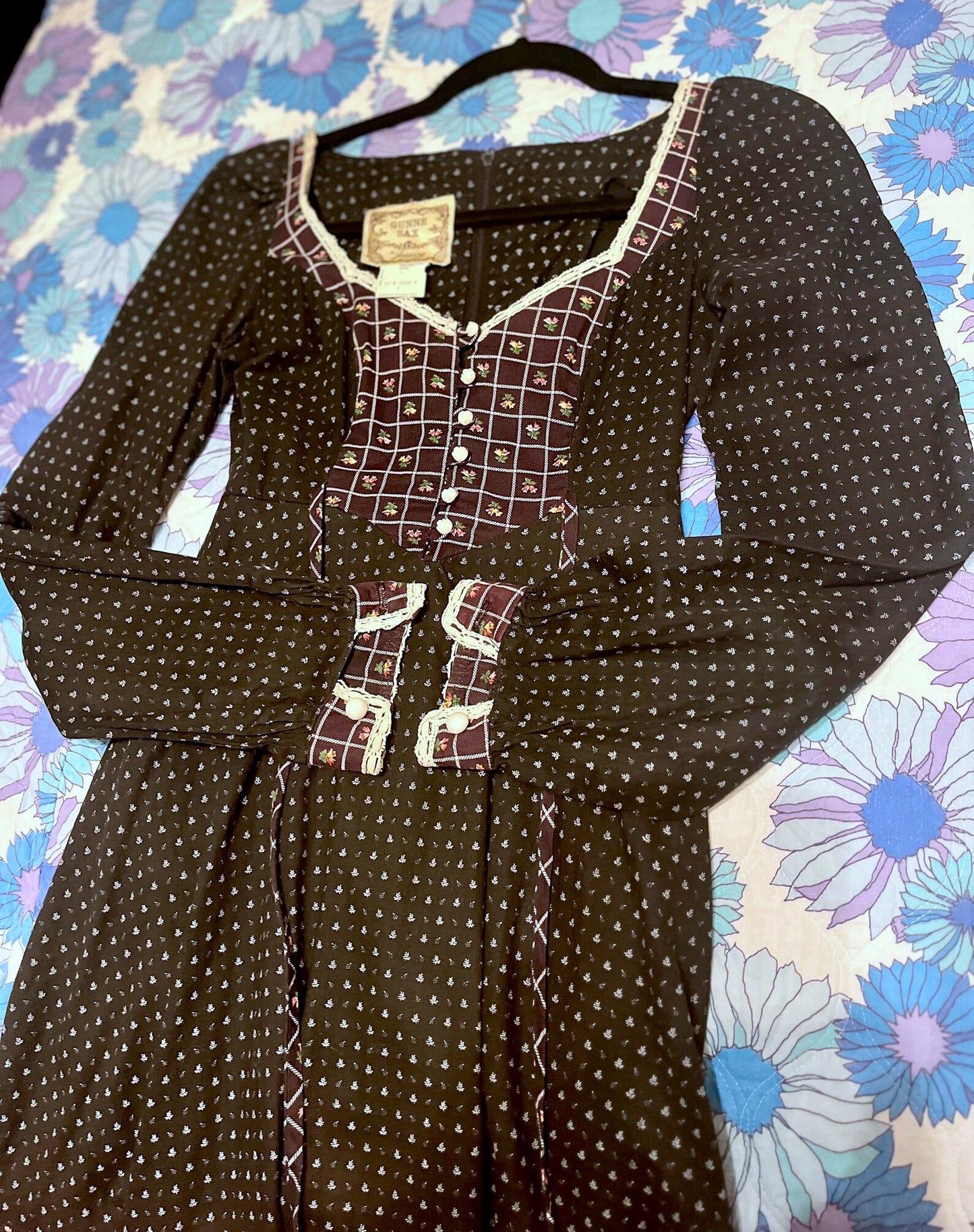 Vintage 1970’s "Gunne Sax by Jessica McClintock" Black & Purple Roses Midi Dress