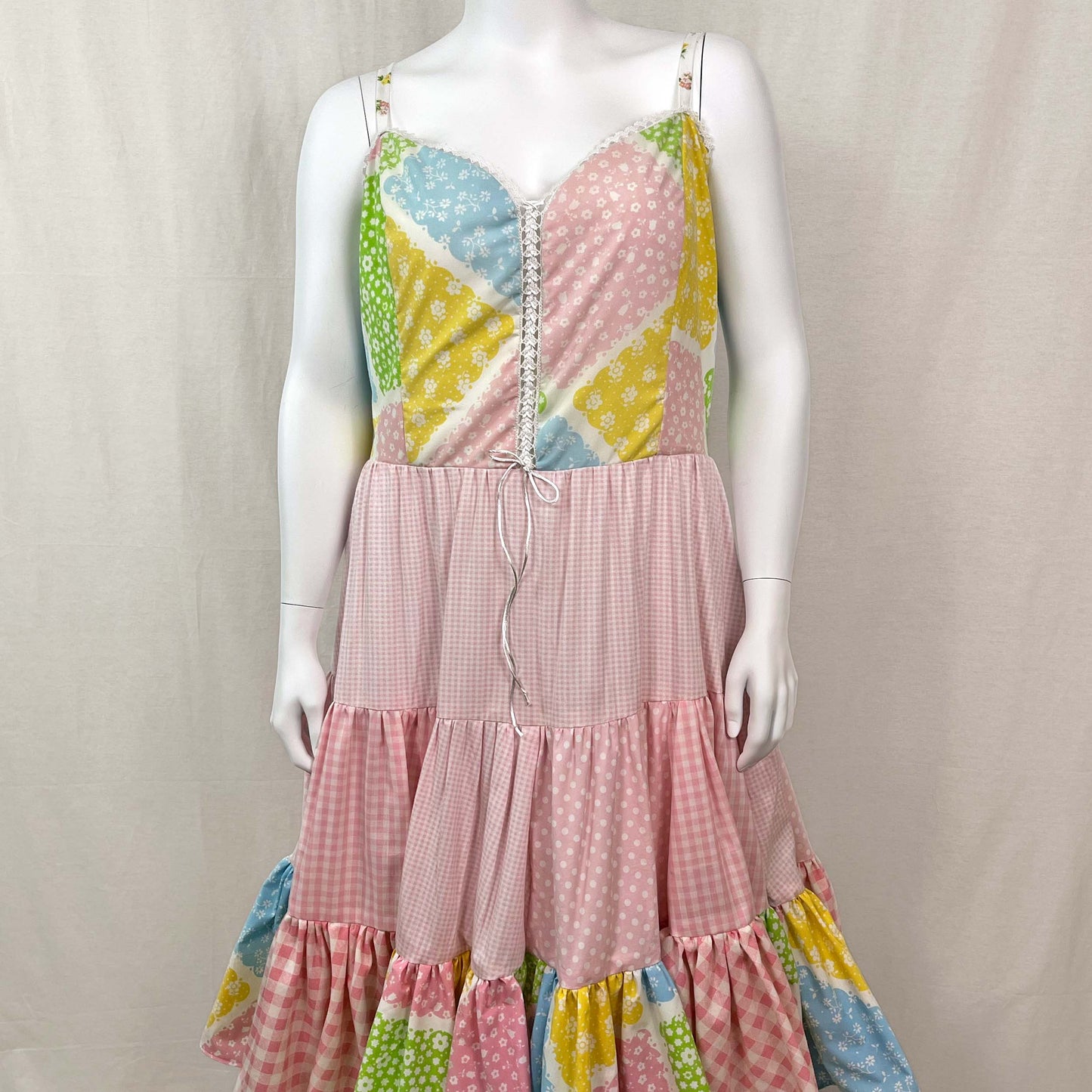 Picnic Sundress w/ Tiered Skirt (Size 2X)